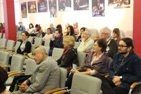 Goście Adlojady podczas dyskusji wokół książki Pawła Wolskiego „Tadeusz Borowski – Primo Levi. Prze-pisywanie literatury Holocaustu”